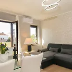 Motovunska 39 Apartment Porec